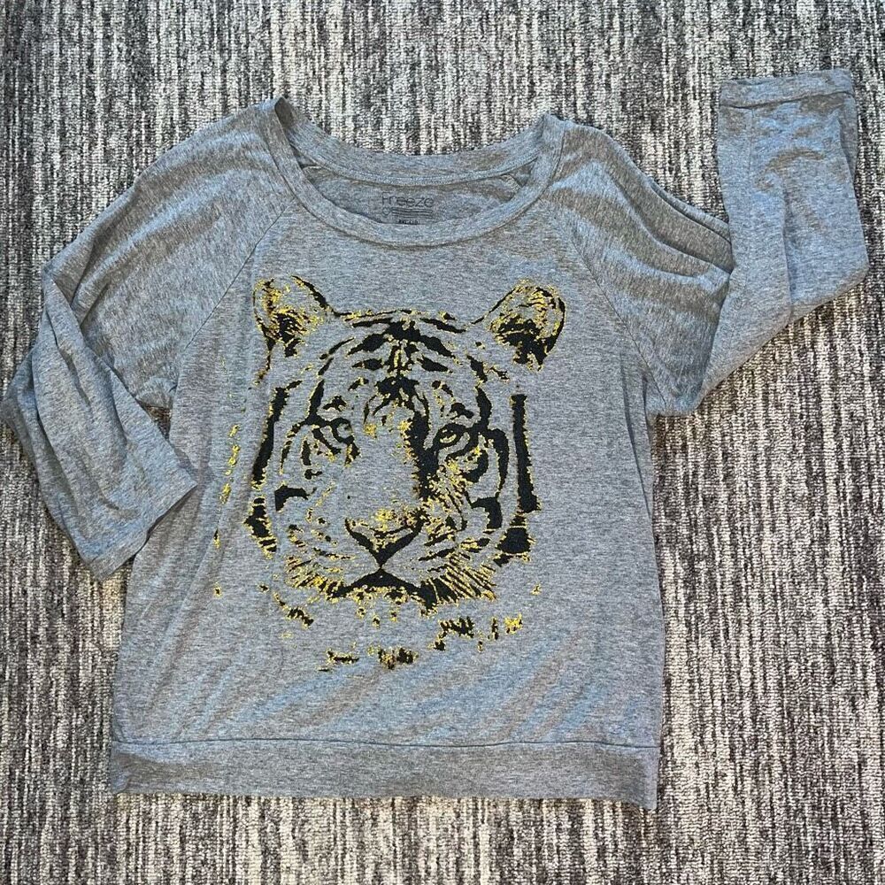 Freeze Juniors Size XXL Gold Tiger Knit Long Sleeve Top Heather Gray Casual